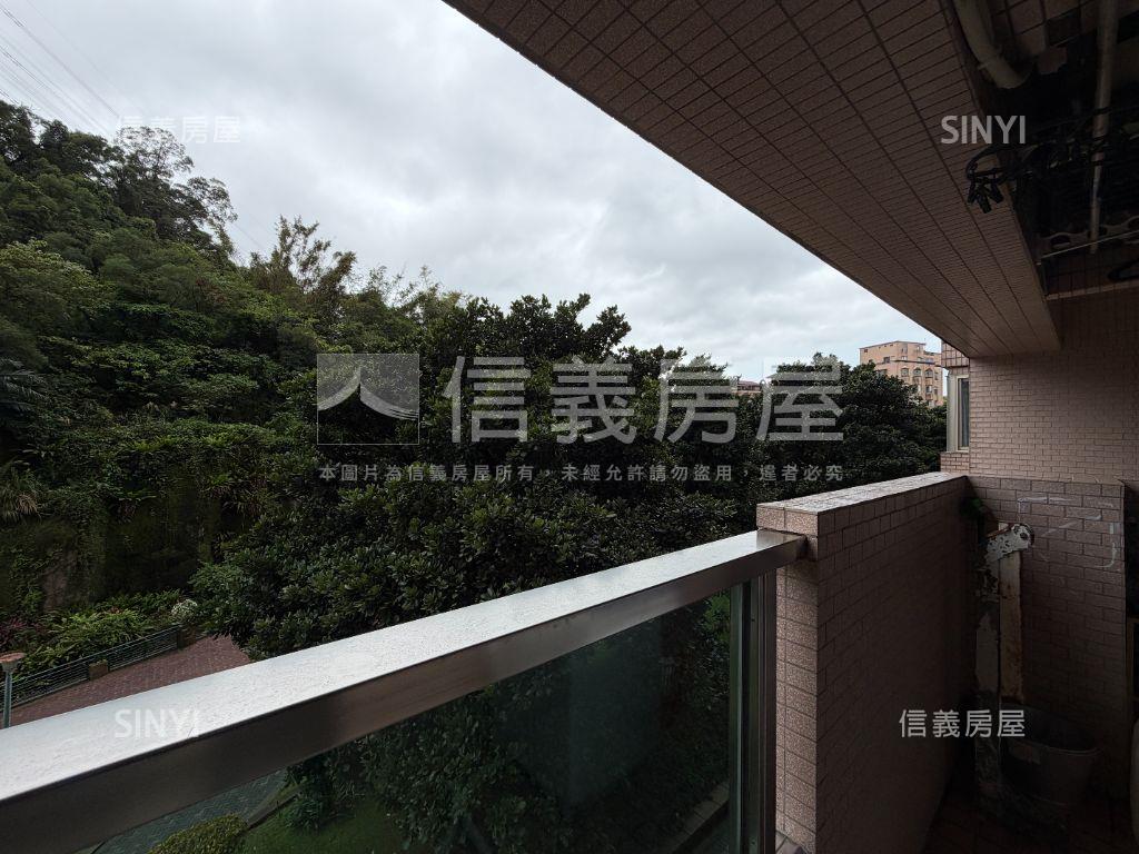 水蓮山莊首排景觀二房平車房屋室內格局與周邊環境