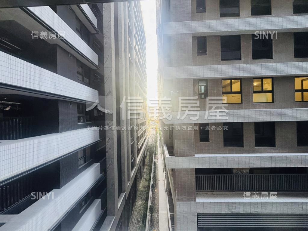 青埔｜近高鐵小資成家兩房房屋室內格局與周邊環境