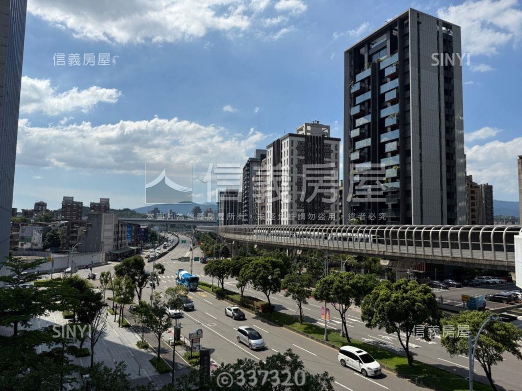 稀缺。經貿園區土地房屋室內格局與周邊環境