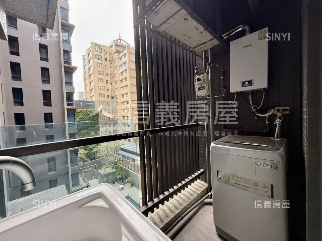 七期市政１０１精緻小豪宅房屋室內格局與周邊環境