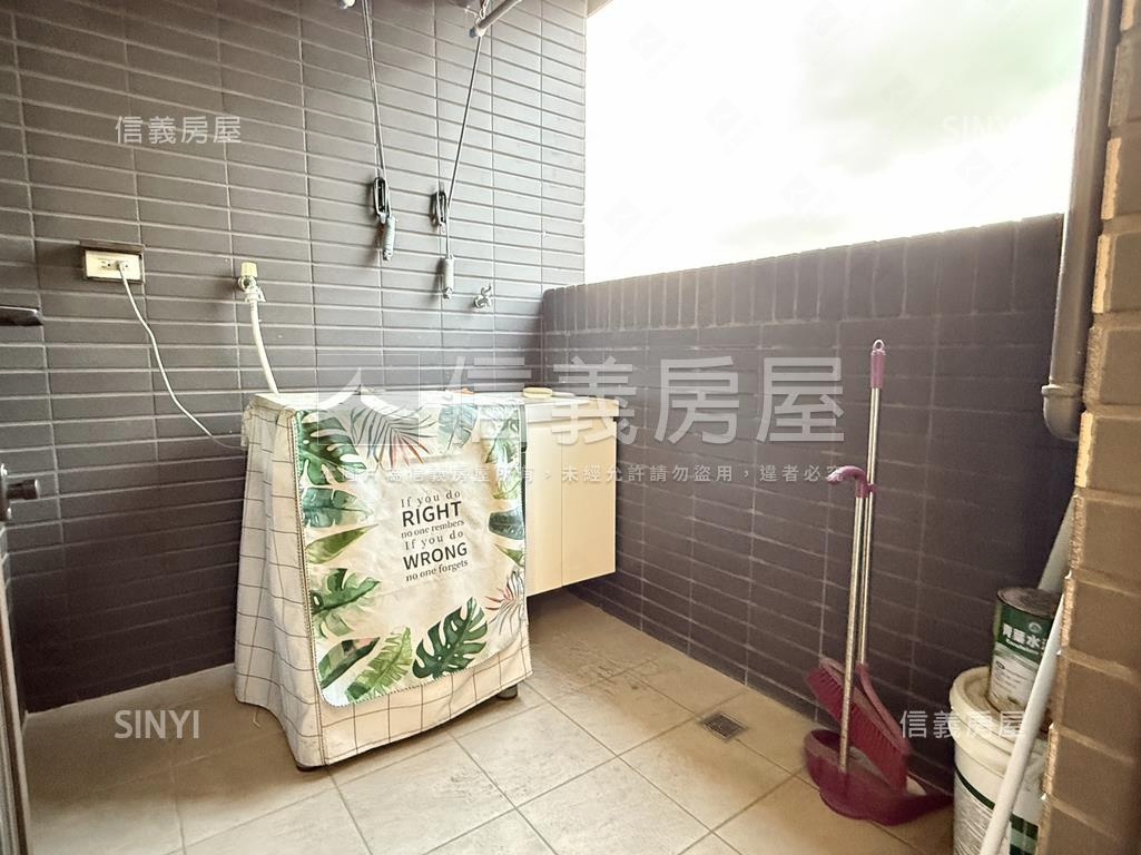 華泰旁新潤Ａ１８三房車位房屋室內格局與周邊環境