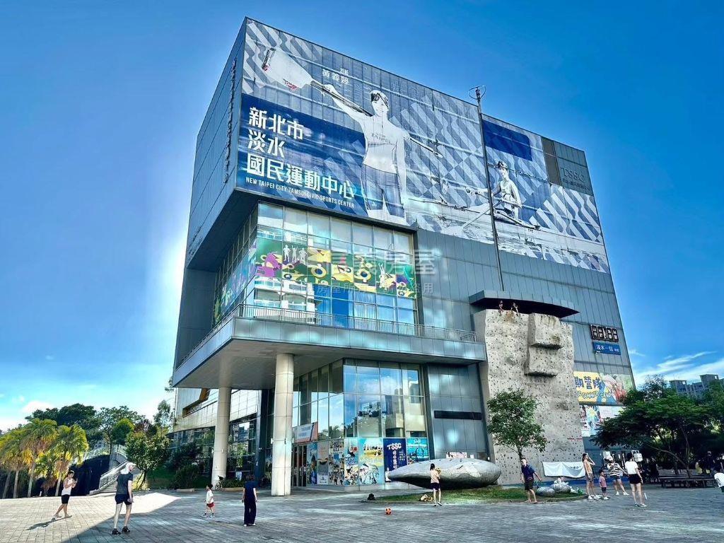 新市鎮★美景三房附坡平車房屋室內格局與周邊環境
