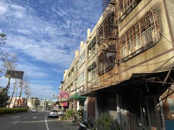 和美正道周路黃金店面