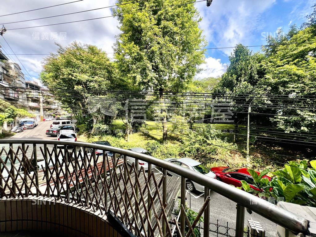 美之城稀有雙層綠景庭院宅房屋室內格局與周邊環境