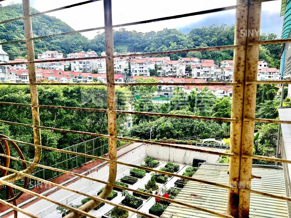 美之城稀有雙層綠景庭院宅房屋室內格局與周邊環境