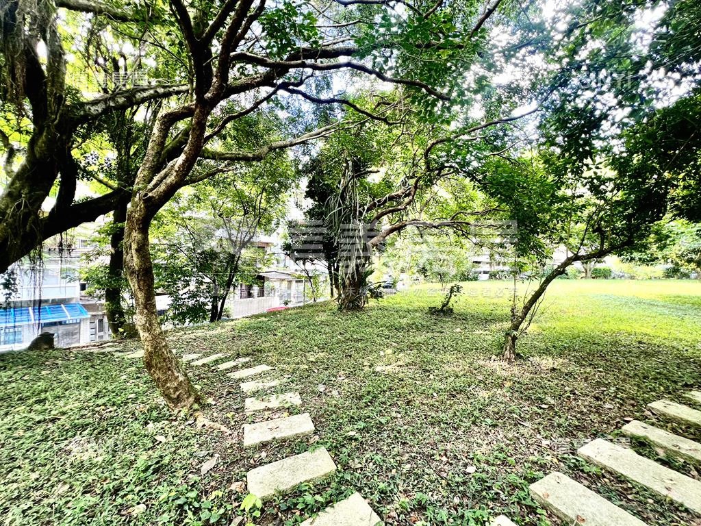 美之城稀有雙層綠景庭院宅房屋室內格局與周邊環境