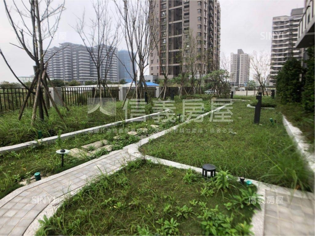 新市鎮景觀兩房車位房屋室內格局與周邊環境