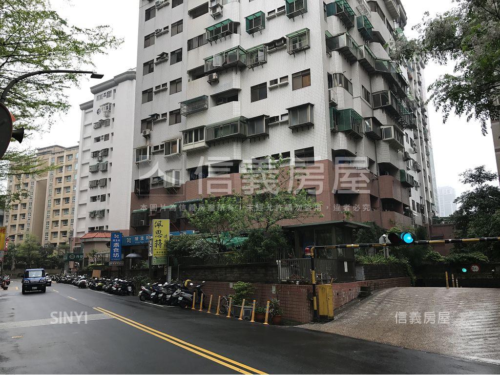 Ａ９．安敦新世界３房車位房屋室內格局與周邊環境