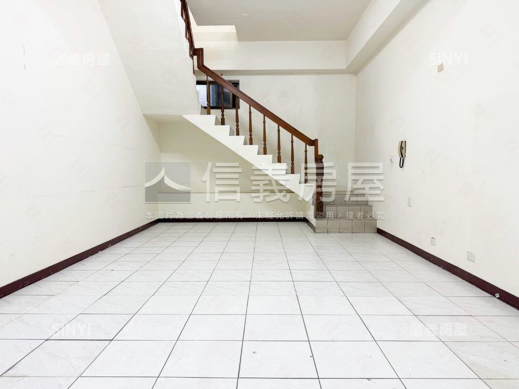 帥崇德路鬧中取靜文青店面房屋室內格局與周邊環境