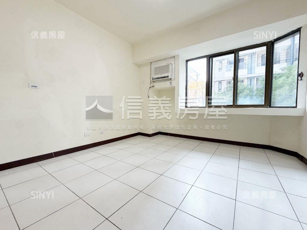 帥崇德路鬧中取靜文青店面房屋室內格局與周邊環境