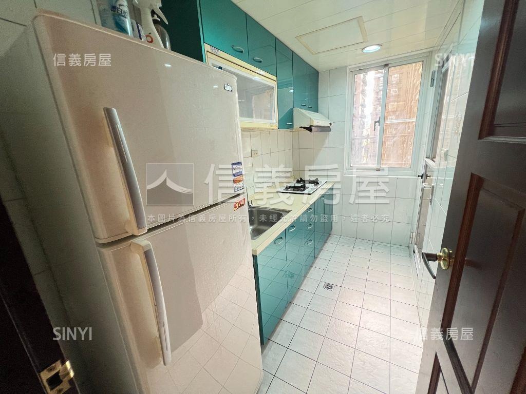 法國勳章邊間美三房房屋室內格局與周邊環境
