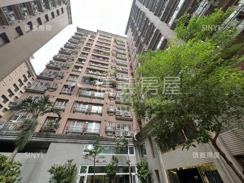法國勳章邊間美三房房屋室內格局與周邊環境