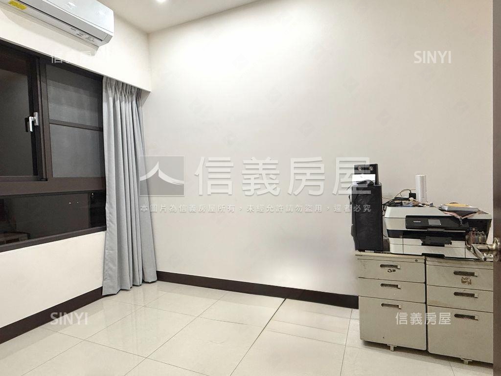 堅山景仰稀有三房平車房屋室內格局與周邊環境