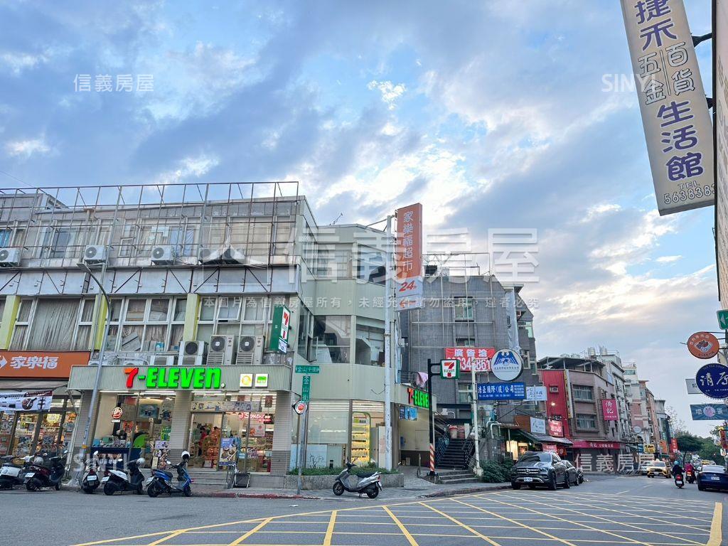 竹科金山鑫輝典藏車庫美墅房屋室內格局與周邊環境