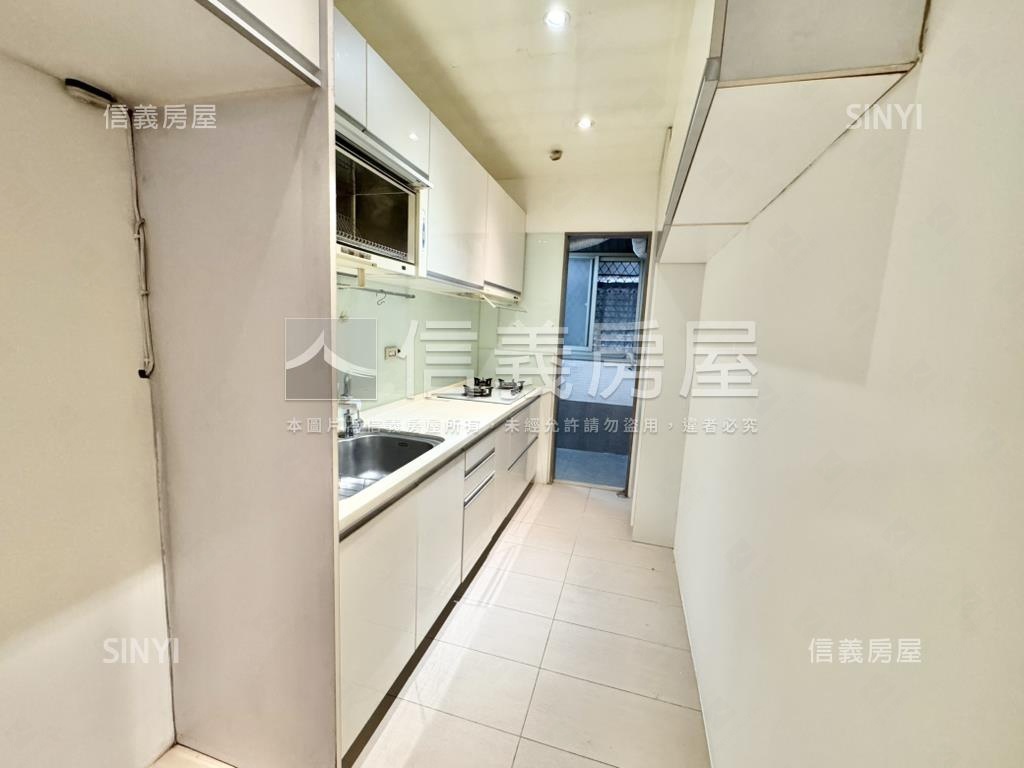 敦化明星學區管理三房房屋室內格局與周邊環境