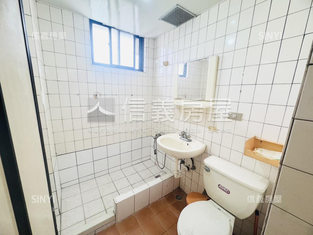 名仕園電梯大三房房屋室內格局與周邊環境