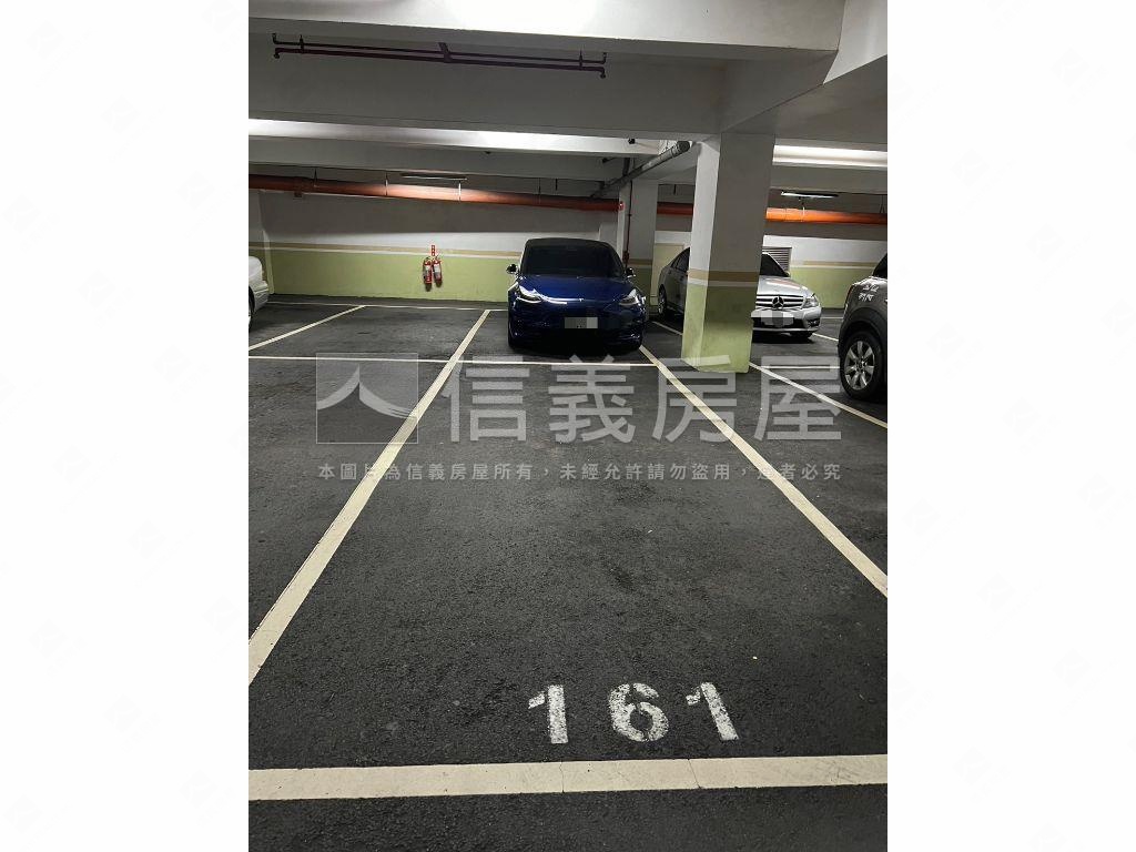 發現３房車位成家之旅房屋室內格局與周邊環境