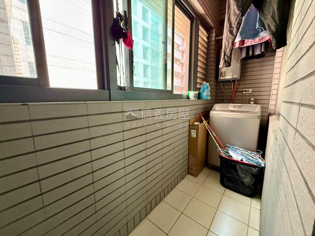 誠售☆興大觀三房平車房屋室內格局與周邊環境