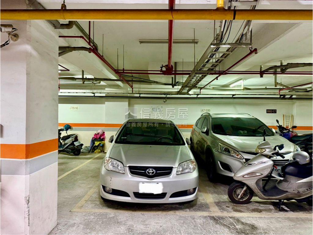 誠售☆興大觀三房平車房屋室內格局與周邊環境
