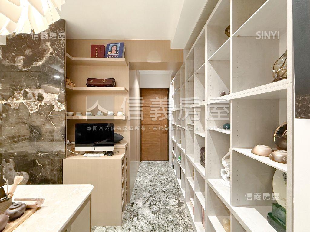 國王傳奇華麗豪邸雙平車房屋室內格局與周邊環境