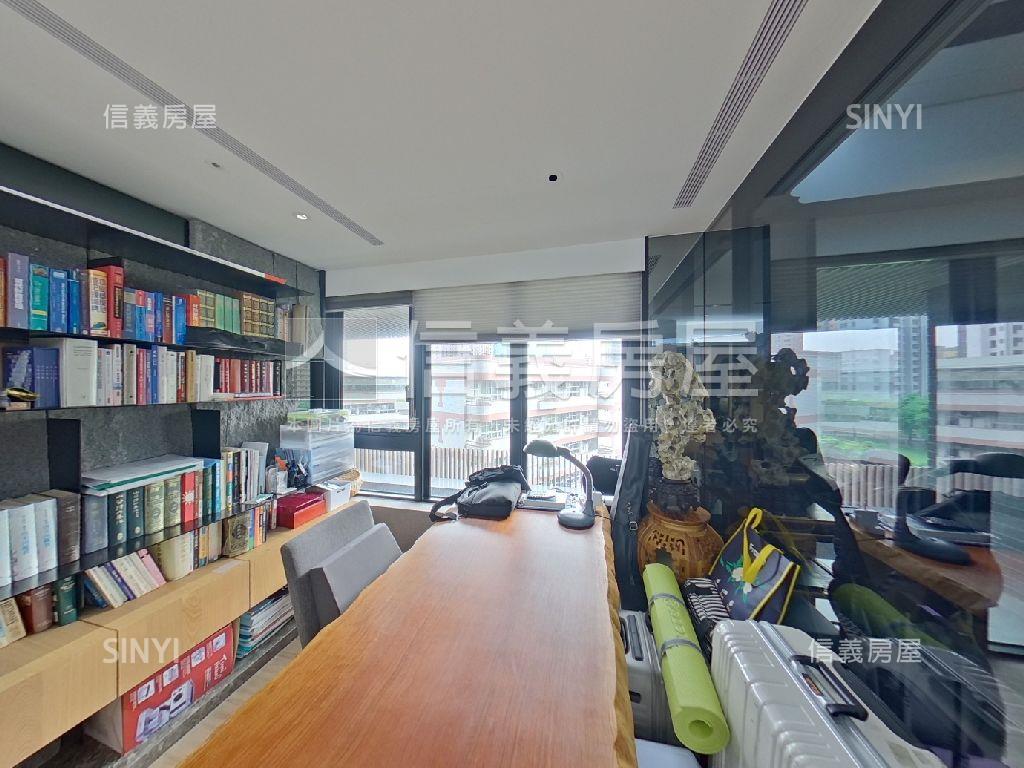 昭揚大器雙車位氣勢磅礡房屋室內格局與周邊環境