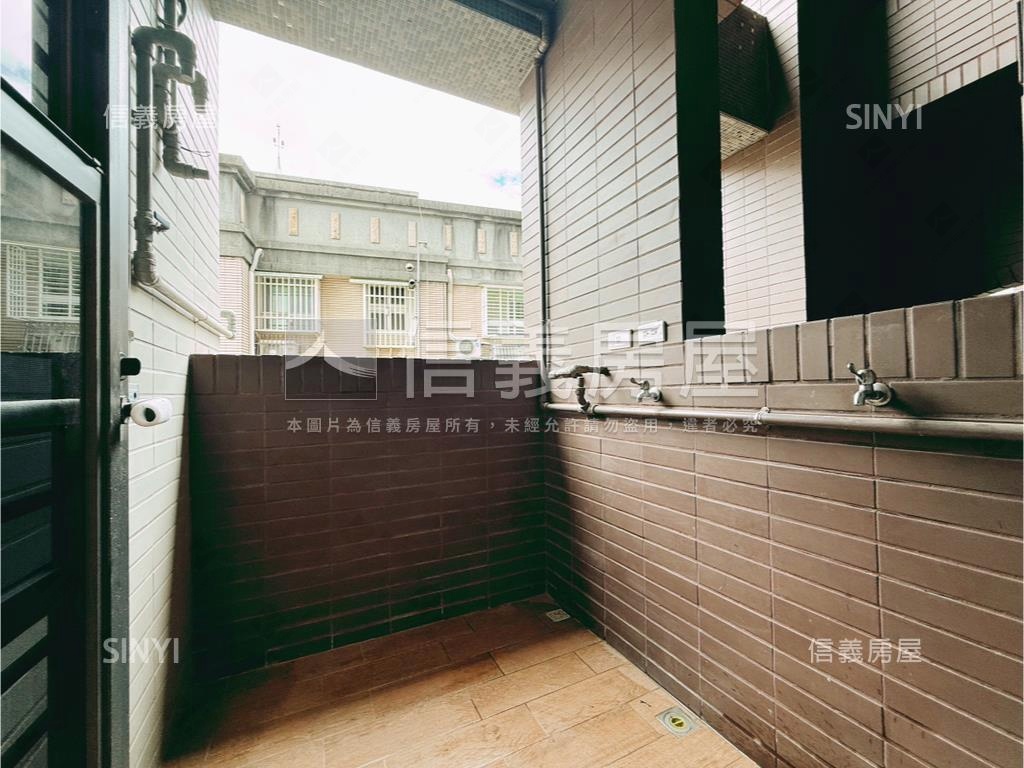 女王萬歲２看龍埔國小景觀房屋室內格局與周邊環境