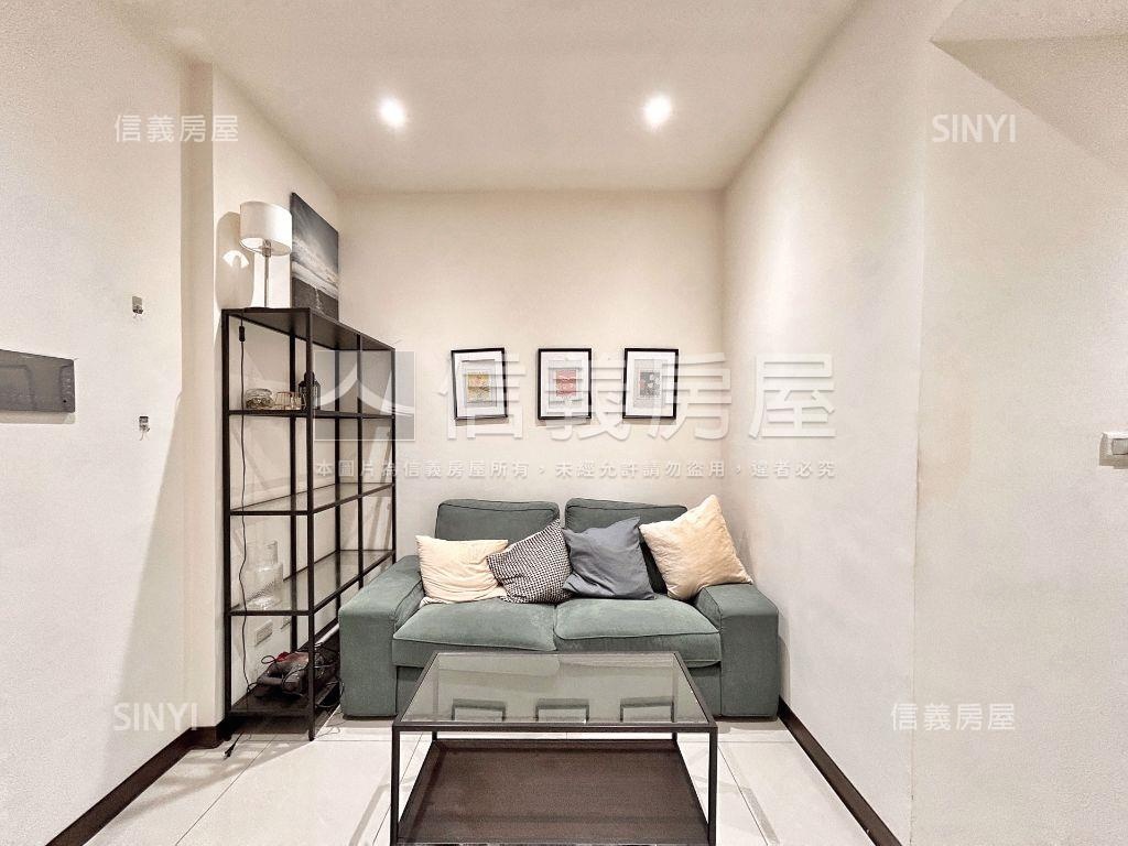 天空之邑溫馨兩房車位房屋室內格局與周邊環境