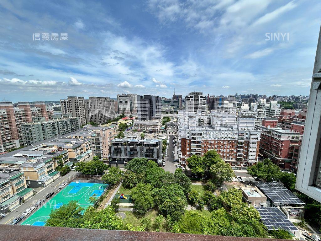 近中山醫公園苑三房平車房屋室內格局與周邊環境