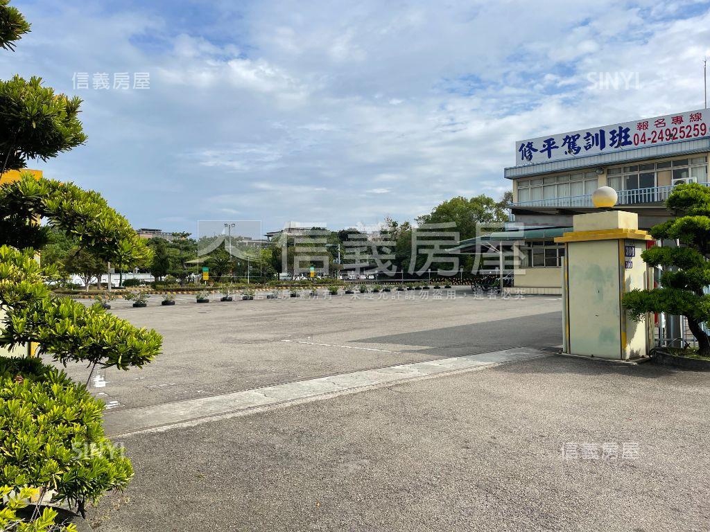 大里臨路收租透店房屋室內格局與周邊環境