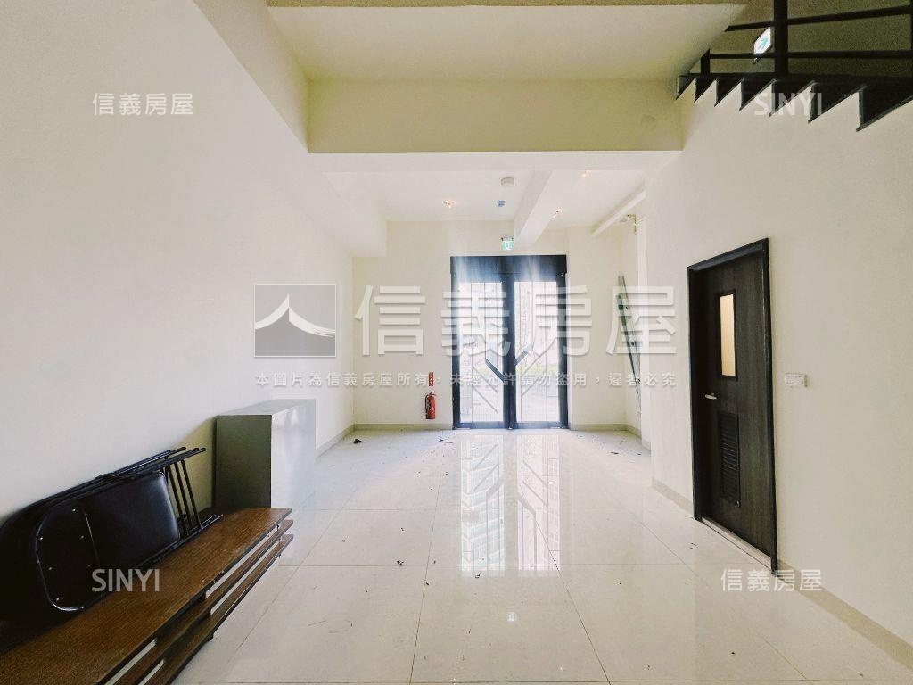 高醫面寬金店面Ｄ房屋室內格局與周邊環境