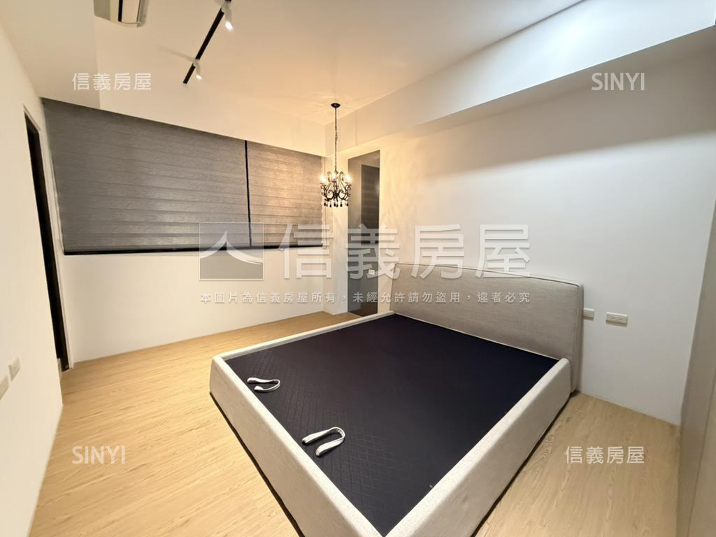 佑崧逸境大面寬臨路別墅房屋室內格局與周邊環境