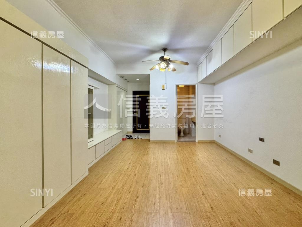 民生圓環高樓管理小資宅房屋室內格局與周邊環境