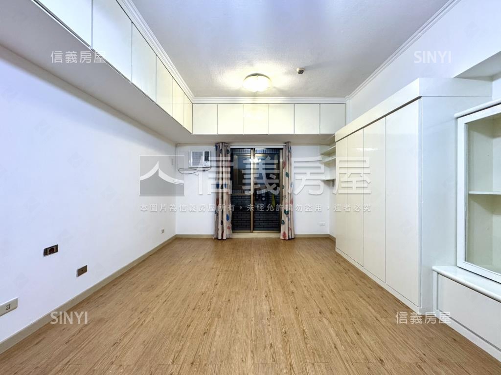 民生圓環高樓管理小資宅房屋室內格局與周邊環境