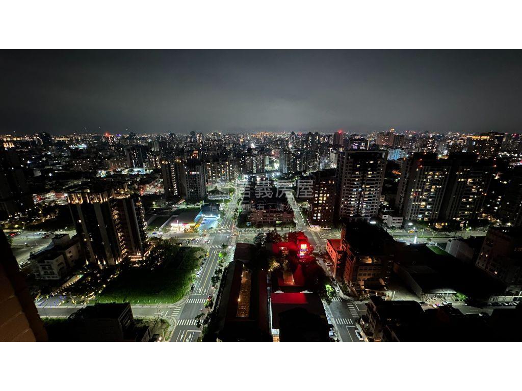 龍寶愛臻邸三房朝東雙車戶房屋室內格局與周邊環境