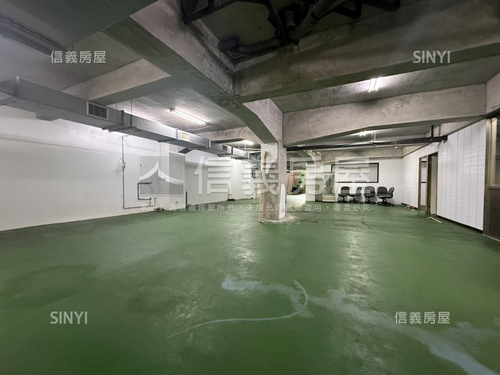 龍安霸氣稀有商場房屋室內格局與周邊環境