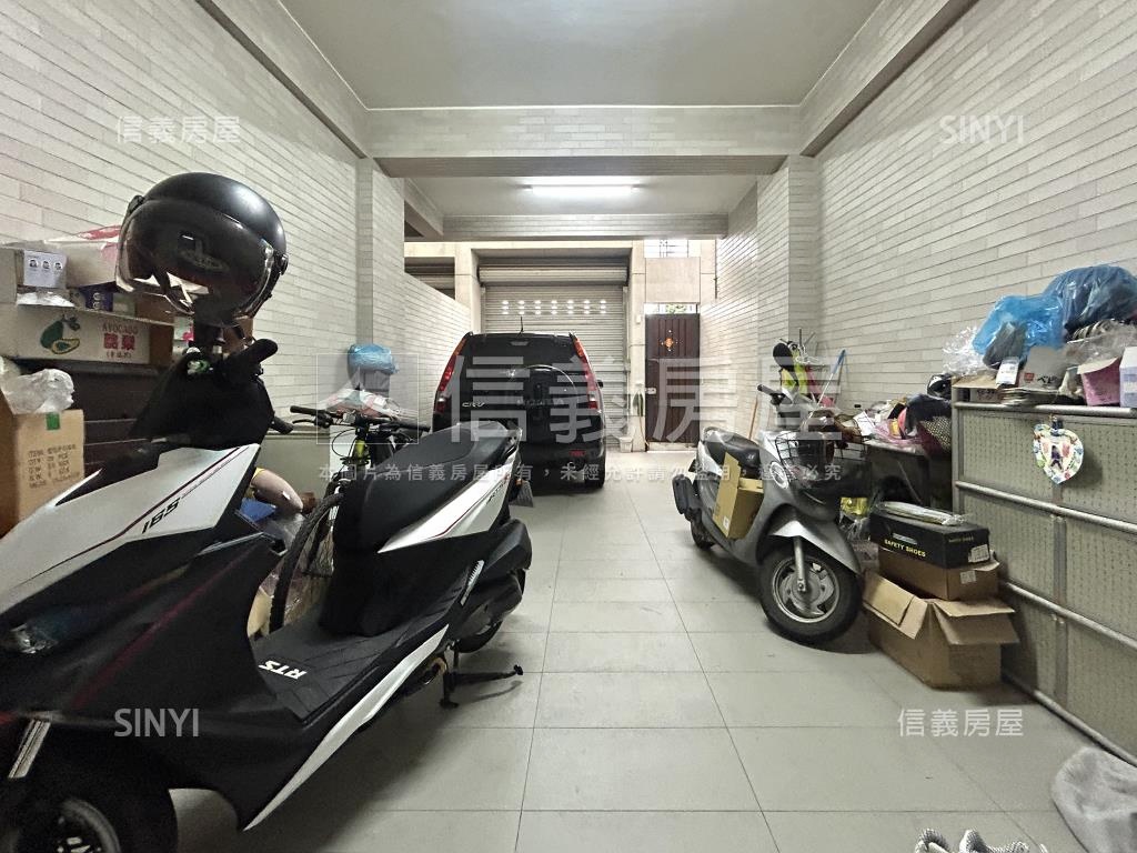 爵士北歐臨路漂亮車墅房屋室內格局與周邊環境