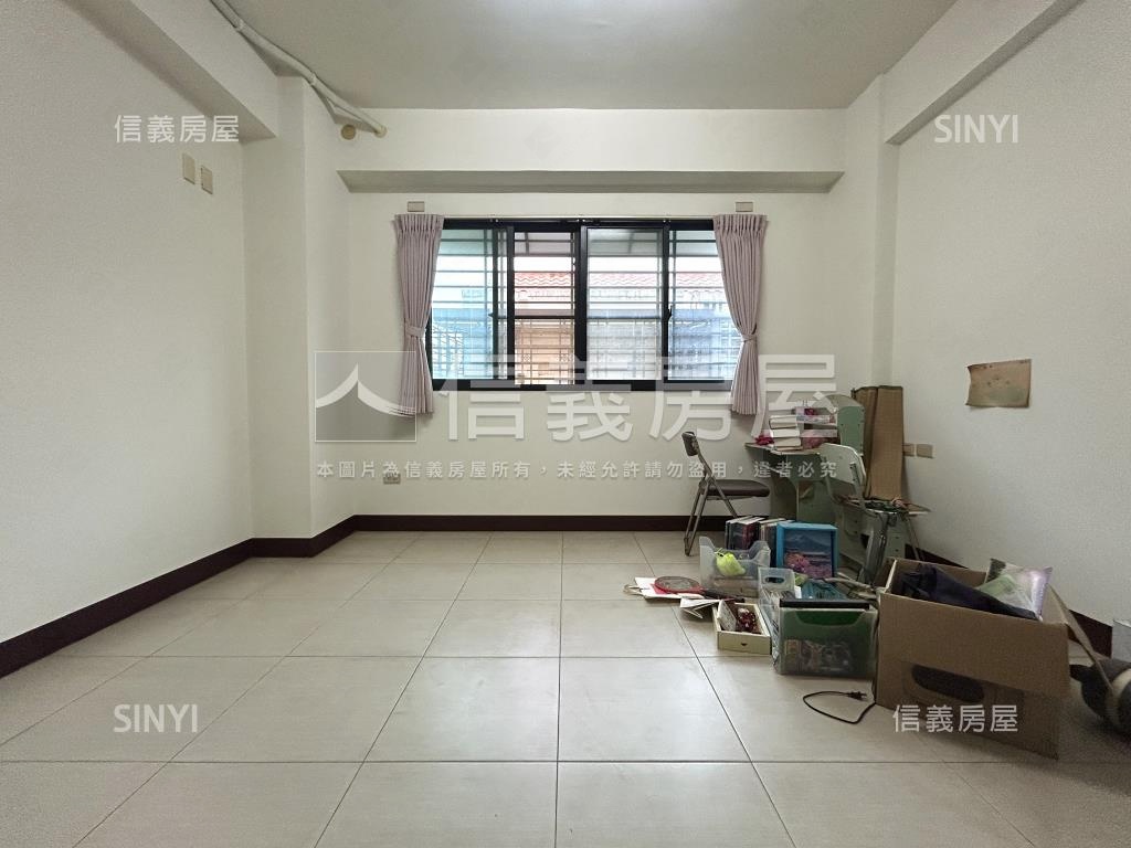 爵士北歐臨路漂亮車墅房屋室內格局與周邊環境