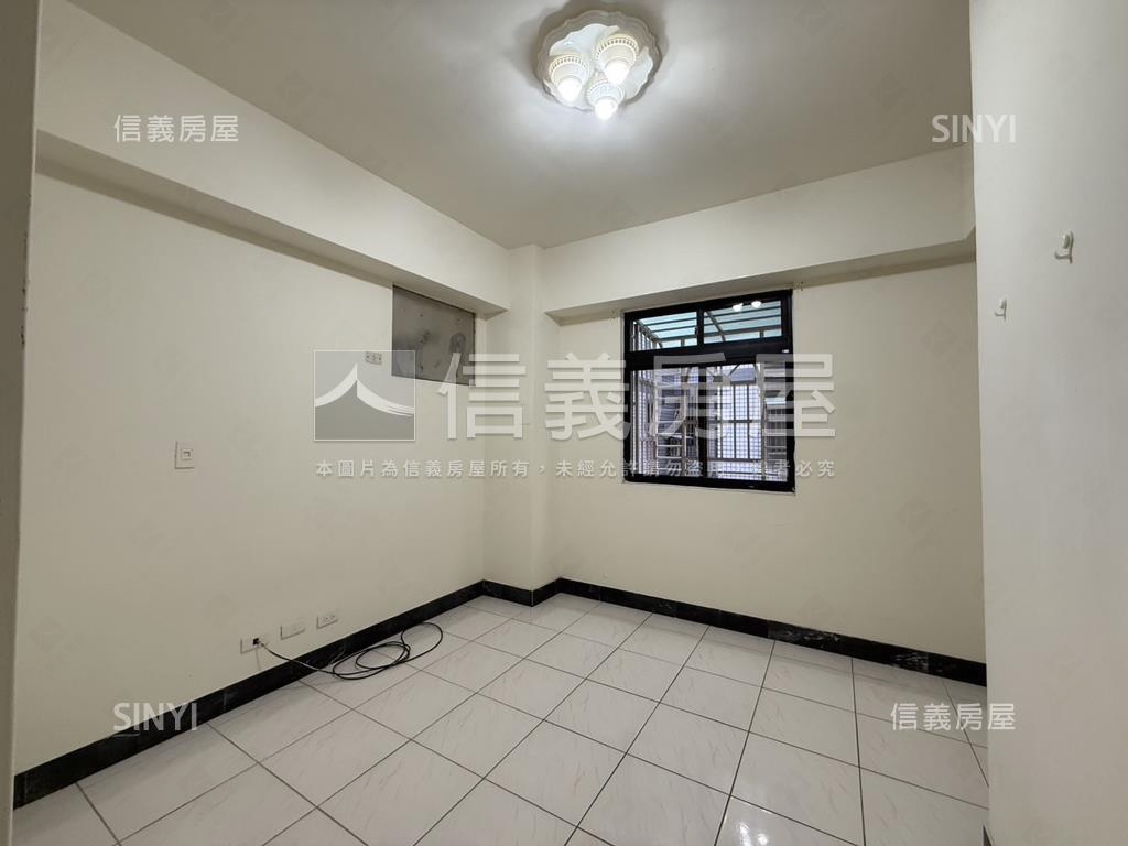 蘋果村藝文特區三房房屋室內格局與周邊環境