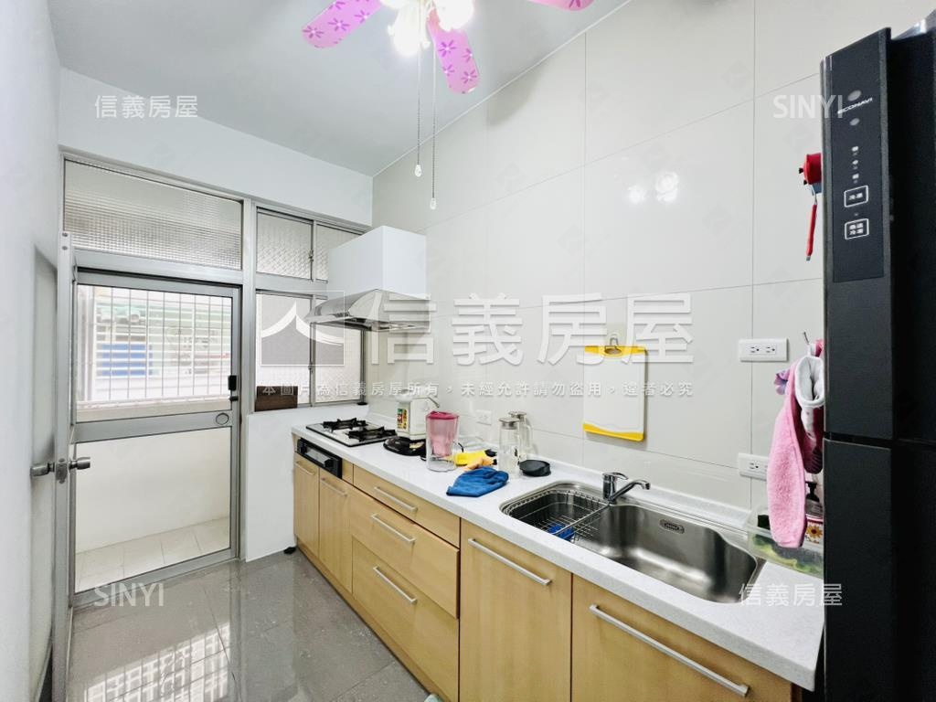 美妝大坪數公寓四房房屋室內格局與周邊環境
