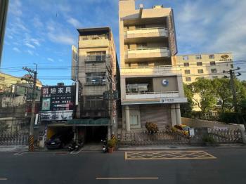 成泰路百坪透天