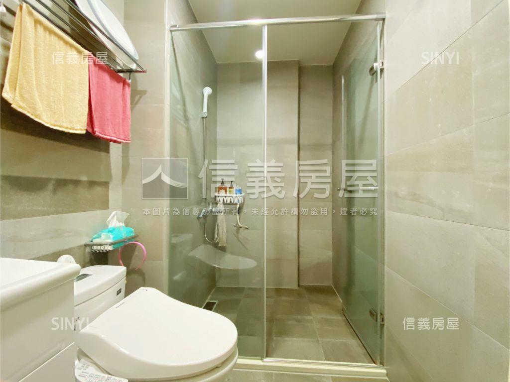 武陵居｜精裝採光２房平車房屋室內格局與周邊環境