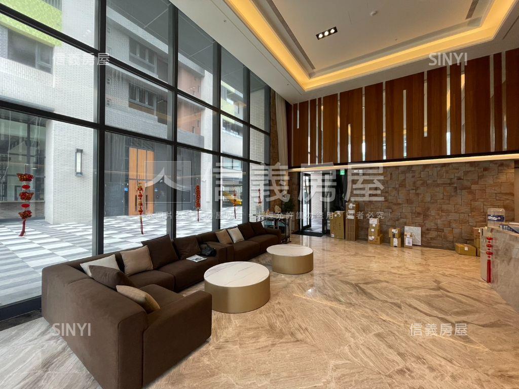 武陵居｜精裝採光２房平車房屋室內格局與周邊環境