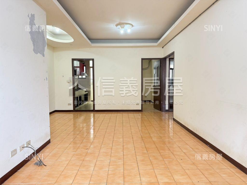 專任建輔大商圈大空間美寓房屋室內格局與周邊環境