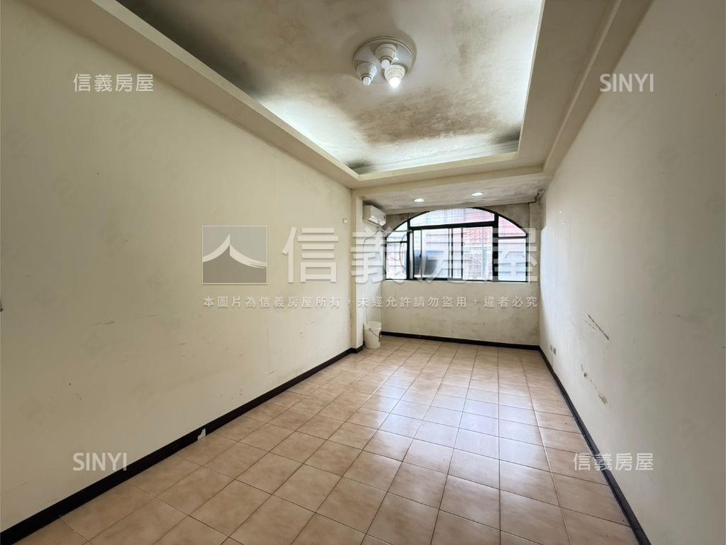 專任建輔大商圈大空間美寓房屋室內格局與周邊環境