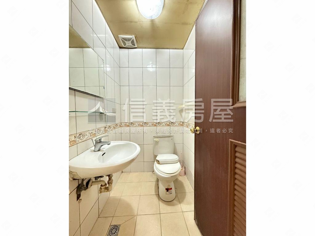 專任建輔大商圈大空間美寓房屋室內格局與周邊環境
