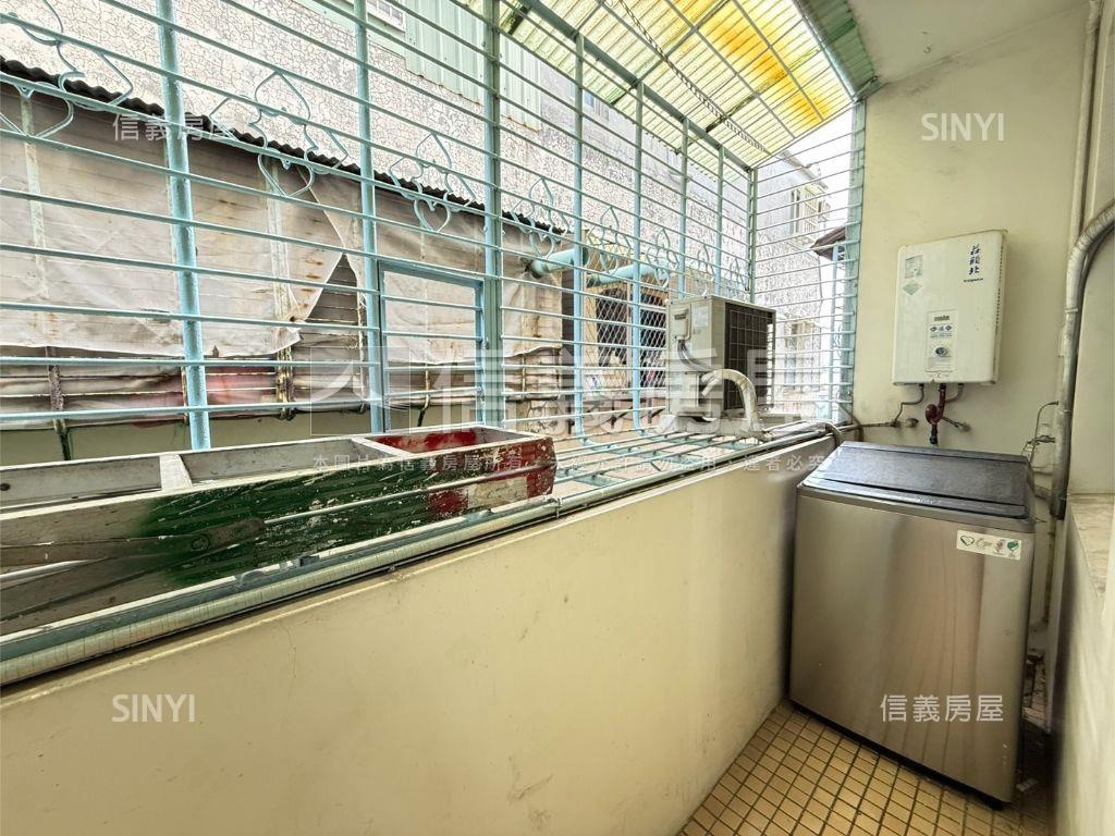 專任建輔大商圈大空間美寓房屋室內格局與周邊環境