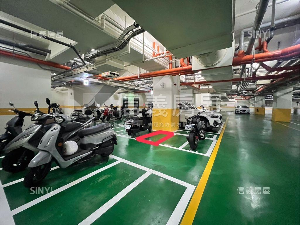 中都精裝車位美宅房屋室內格局與周邊環境