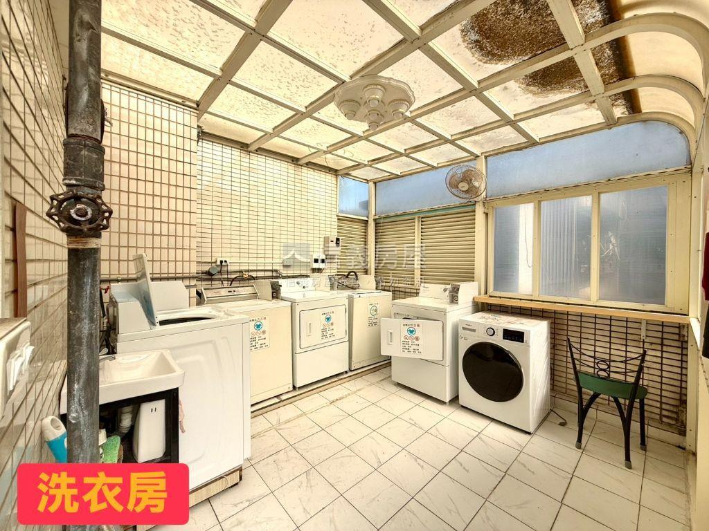 南京三民高樓景觀電梯房屋室內格局與周邊環境