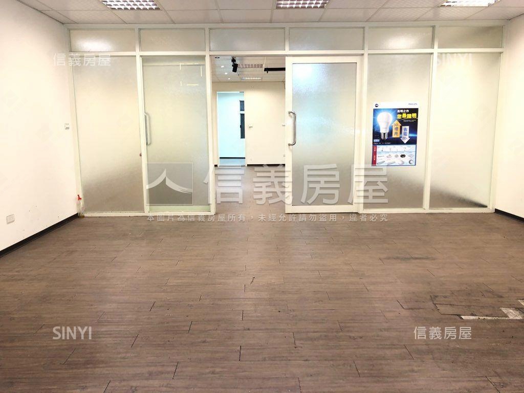 黃金一樓面寬店辦房屋室內格局與周邊環境