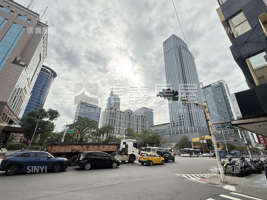 市府微風頂加美寓房屋室內格局與周邊環境